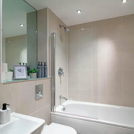 Апартаменти 1br Balcony River View