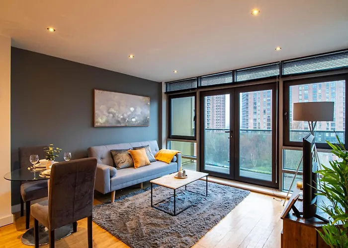 Апартаменти 1br Balcony River View *