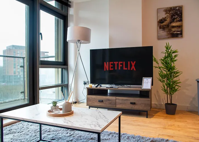 1br Balcony River View *